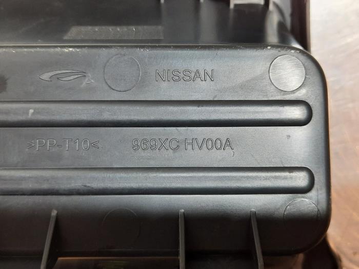 Handbremse Schalter van een Nissan Qashqai (J11) 1.2 DIG-T 16V 2017