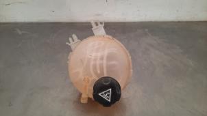 Used Expansion vessel Citroen Jumpy 2.0 Blue HDI 145 Price € 12,10 Inclusive VAT offered by Autohandel Didier