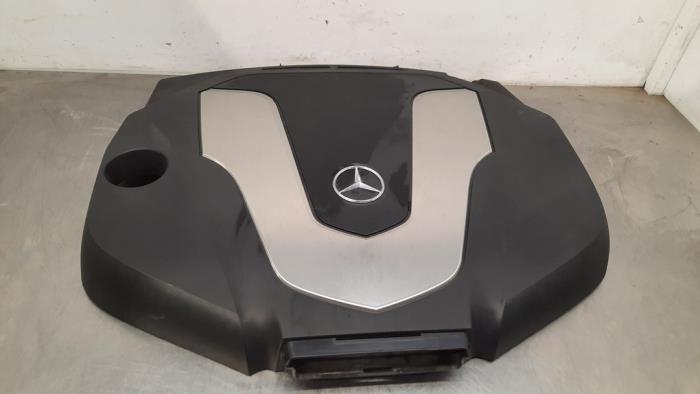 Motor Schutzblech van een Mercedes-Benz GLE Coupe (C292) 350d 3.0 V6 24V BlueTEC 4-Matic 2015
