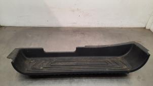 Used Step insert, right Mercedes Vito (447.6) 1.7 110 CDI 16V Price on request offered by Autohandel Didier