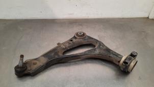 Used Front wishbone, left Mercedes Vito (447.6) 1.7 110 CDI 16V Price € 96,80 Inclusive VAT offered by Autohandel Didier