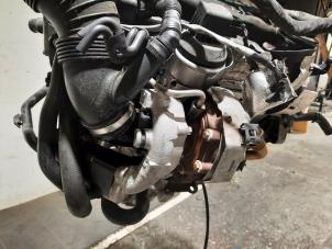 Motor van een Volkswagen Tiguan (5N1/2) 2.0 TDI 16V 4Motion 2009