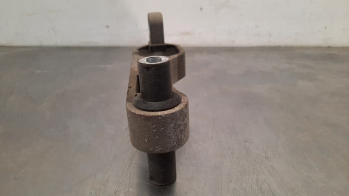 Engine mount from a Fiat Fiorino (225) 1.3 D 16V Multijet 2018
