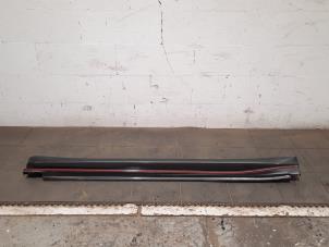 Used Side skirt, right Nissan Juke (F15) Price on request offered by Autohandel Didier
