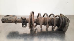Used Front shock absorber, right Citroen Jumpy 2.0 Blue HDI 120 Price € 96,80 Inclusive VAT offered by Autohandel Didier