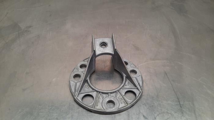 Upper strut mount