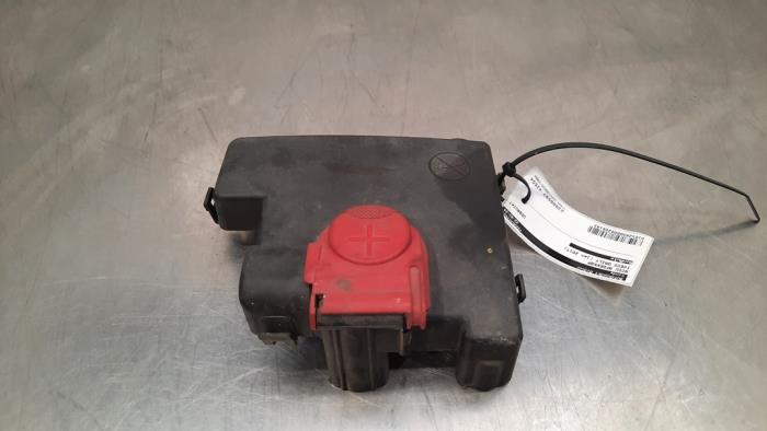 Begagnade Batterilock Iveco New Daily VI 33S12, 35C12, 35S12 Pris € 18,15 Inklusive moms erbjuds av Autohandel Didier