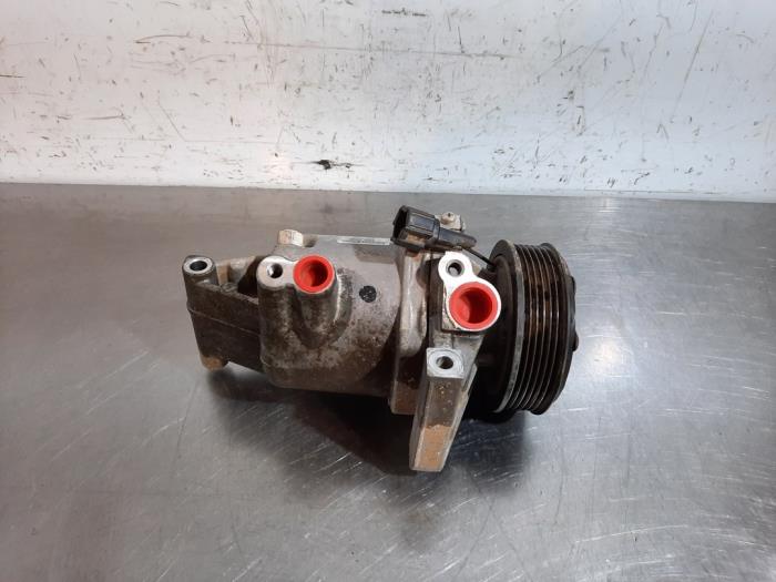 Usagé Compresseur de clim Nissan Juke (F15) 1.6 DIG-T 16V 4x4 Nismo Prix € 217,80 Prix TTC proposé par Autohandel Didier