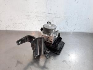 Used ABS pump Peugeot 208 II (UB/UH/UP) 1.5 BlueHDi 100 Price € 302,50 Inclusive VAT offered by Autohandel Didier