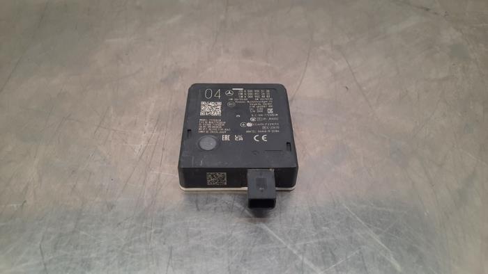Begagnade Radarsensor Mercedes C (W206) C-220d 2.0 Turbo 16V Pris € 266,20 Inklusive moms erbjuds av Autohandel Didier