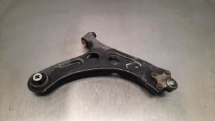 Used Front wishbone, left Peugeot 208 II (UB/UH/UP) 1.5 BlueHDi 100 Price € 66,55 Inclusive VAT offered by Autohandel Didier