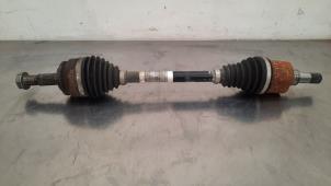 Used Front drive shaft, left Peugeot 208 II (UB/UH/UP) 1.5 BlueHDi 100 Price € 193,60 Inclusive VAT offered by Autohandel Didier