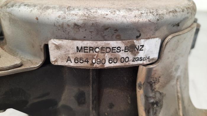 Filtre carburant d'un Mercedes-Benz CLA (118.3) 2.0 CLA-180d 2021