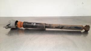 Used Rear shock absorber, right Mercedes CLA (117.3) 1.6 CLA-180 16V Price € 42,35 Inclusive VAT offered by Autohandel Didier