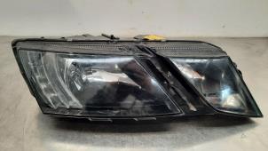 Used Headlight, right Skoda Octavia Combi (5EAC) 2.0 TDI GreenTec 16V Price € 242,00 Inclusive VAT offered by Autohandel Didier