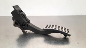 Used Accelerator pedal Mercedes CLA Shooting Brake (117.9) 1.6 CLA-180 16V Price € 36,30 Inclusive VAT offered by Autohandel Didier