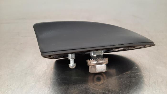 Antenna from a Ford S-Max (GBW) 2.0 TDCi 16V 136 2014