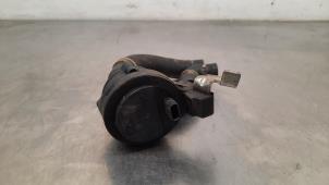 Used Additional water pump Skoda Octavia Combi (5EAC) 2.0 TDI GreenTec 16V Price € 36,30 Inclusive VAT offered by Autohandel Didier
