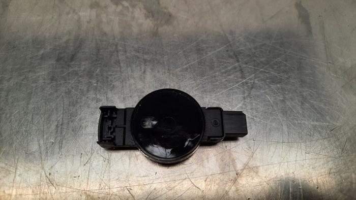 Begagnade Regnsensor Opel Astra K Sports Tourer 1.5 CDTi 105 12V Pris € 30,25 Inklusive moms erbjuds av Autohandel Didier