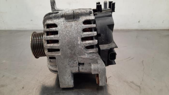 Dynamo from a Opel Astra K Sports Tourer 1.5 CDTi 105 12V 2021