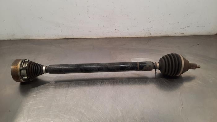 Front drive shaft, right from a Volkswagen Polo VI (AW1) 1.6 TDI 16V 80 2019