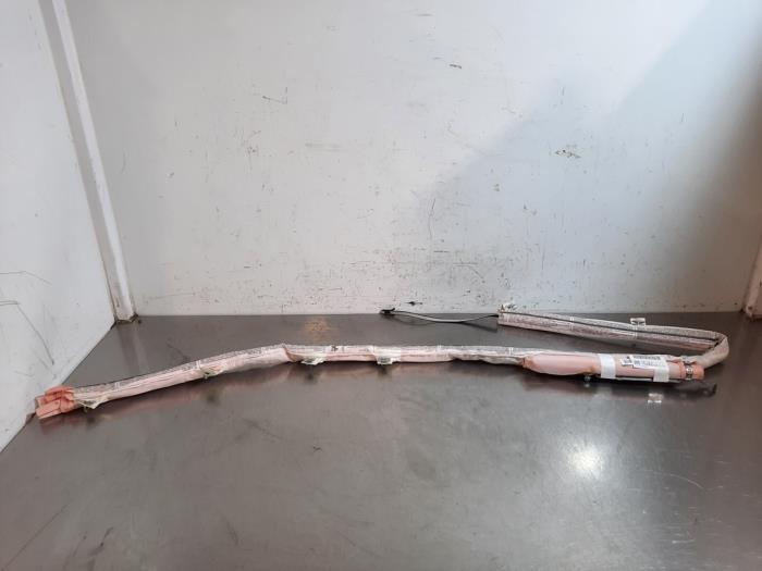 Takgardinairbag, höger från en Citroën C5 Aircross I (A4/AC/AJ/AR) 1.2 e-THP PureTech 130 2023