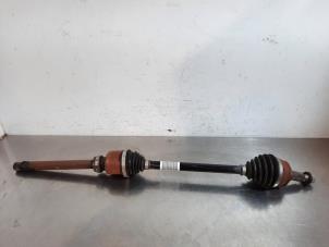 Used Front drive shaft, right Citroen C5 Aircross (A4/AC/AJ/AR) 1.2 e-THP PureTech 130 Price € 90,75 Inclusive VAT offered by Autohandel Didier