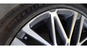 Used Wheel + tyre Kia Proceed (CD) 1.6 T-GDI 16V DCT Price on request offered by Autohandel Didier