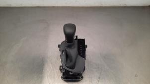 Used Gear stick Toyota Yaris IV (P21/PA1/PH1) 1.5 12V Hybrid 115 Price on request offered by Autohandel Didier