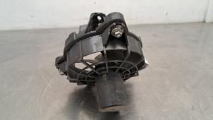 Używane Motorkoeling ventilator Renault Twingo III (AH) 1.0 SCe 75 12V Cena na żądanie oferowane przez Autohandel Didier