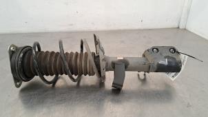 Used Fronts shock absorber, left Renault Twingo III (AH) 1.0 SCe 75 12V Price € 90,75 Inclusive VAT offered by Autohandel Didier
