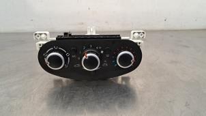 Used Air conditioning control panel Renault Twingo III (AH) 1.0 SCe 75 12V Price on request offered by Autohandel Didier