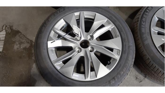 Set of wheels + tyres - Autohandel Didier | ProxyParts.com