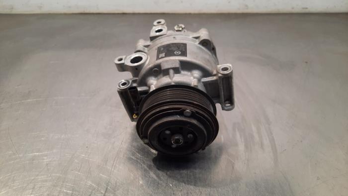 Usagé Pompe clim Opel Astra K Sports Tourer 1.5 CDTi 105 12V Prix € 199,65 Prix TTC proposé par Autohandel Didier