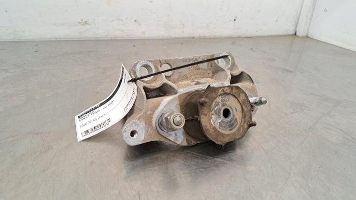 Used Engine mount Renault Twingo III (AH) 1.0 SCe 75 12V Price € 30,25 Inclusive VAT offered by Autohandel Didier