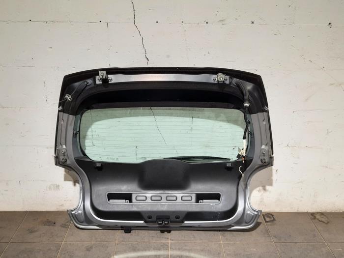 Portón trasero de un Citroën C3 (SX/SW) 1.5 Blue HDi 100 16V 2022