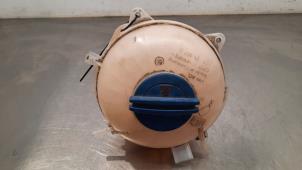 Used Expansion vessel Volkswagen Transporter T6 2.0 TDI DRF Price on request offered by Autohandel Didier