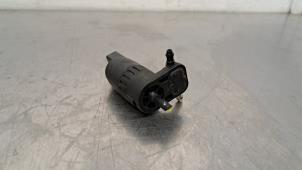 Used Windscreen washer pump Volkswagen Polo VI (AW1) 1.6 TDI 16V 80 Price on request offered by Autohandel Didier