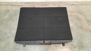 Used Boot mat Peugeot 5008 II (M4/MC/MJ/MR) 1.2 12V e-THP PureTech 130 Price on request offered by Autohandel Didier