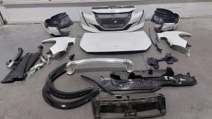 Used Front end, complete Peugeot 208 II (UB/UH/UP) e-208 Price on request offered by Autohandel Didier