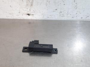 Used Keyless entry antenna Renault Clio V (RJAB) 1.0 TCe 90 12V Price on request offered by Autohandel Didier