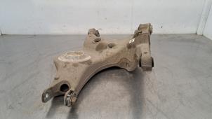Used Rear wishbone, right Landrover Range Rover IV (LG) 4.4 SDV8 32V Price € 121,00 Inclusive VAT offered by Autohandel Didier