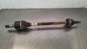 Used Drive shaft, rear right Landrover Range Rover IV (LG) 4.4 SDV8 32V Price on request offered by Autohandel Didier