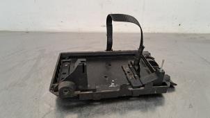 Used Battery box Mercedes A (177.0) 1.3 A-180 Turbo 16V Price € 36,30 Inclusive VAT offered by Autohandel Didier