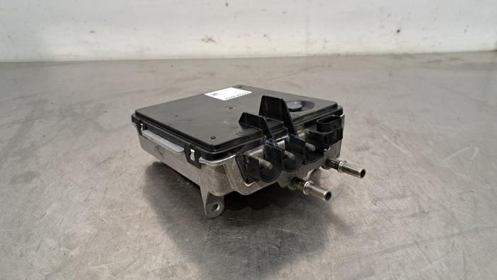 Używane DC/CD konwertor Volvo XC40 (XZ) 2.0 B4 16V Mild Hybrid Cena € 332,75 Z VAT oferowane przez Autohandel Didier