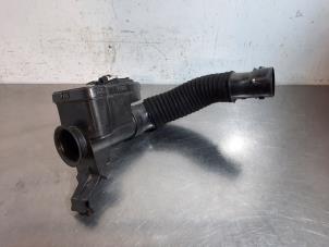 Used Air intake hose Citroen C3 Aircross (2C/2R) 1.2 e-THP PureTech 130 Price € 30,25 Inclusive VAT offered by Autohandel Didier