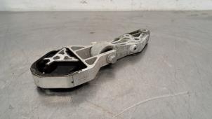 Used Gearbox mount Volvo XC40 (XZ) 2.0 B4 16V Mild Hybrid Price on request offered by Autohandel Didier