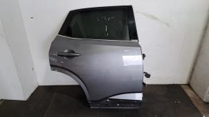 Używane Drzwi prawe tylne wersja 4-drzwiowa Nissan Qashqai (J12) 1.3 DIG-T MHEV 16V Cena € 1.089,00 Z VAT oferowane przez Autohandel Didier