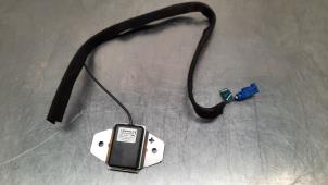Usagé Antenne amplificateur Citroen Jumper (U9) 2.0 BlueHDi 130 Prix € 18,15 Prix TTC proposé par Autohandel Didier