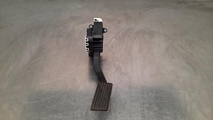 Accelerator pedal from a Peugeot Boxer (U9) 2.0 BlueHDi 130 2017